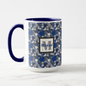 Mug Feuilles d'érable bleu sur un Arrière - plan de ch (Gauche)