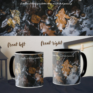 Mug Feuilles et glands d'automne dans des eaux mystéri