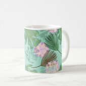 Mug Feuilles tropicaux et fleurs turquoise. (Devant droit)