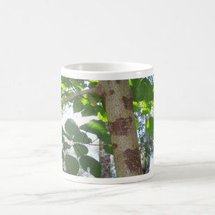 Mug feuilles verts et tronc d'arbre avec écorce cool