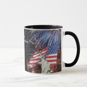 Mug Feux d'artifice de drapeau américain et statue de