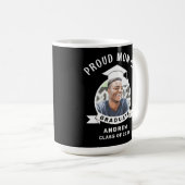 Mug Fier maman de 2025 Graduate (Devant droit)