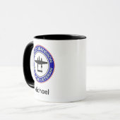 Mug Fier petit-fils d'un vétéran du P-38 (Devant gauche)