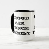 Mug Fiers de la famille de la Force aérienne (Devant gauche)