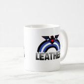 Mug Fierté de l'aigle en cuir (Devant droit)