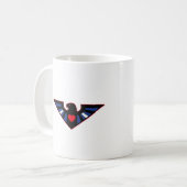 Mug Fierté de l'aigle en cuir (Devant gauche)
