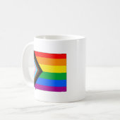 Mug Fierté de l'État du Wyoming Progress Pride LGBTQ (Devant gauche)