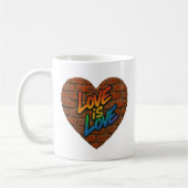 Mug Fierté L'amour coloré est l'amour (Gauche)