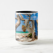 Mug Filets de pêche séchant sur la plage (Centre)