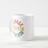 Mug Fille adolescente Survivante Amusante Maman Papa (Devant gauche)