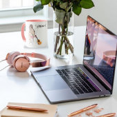 Mug Fille Anime Assise avec gwt & Notes de Musique – E