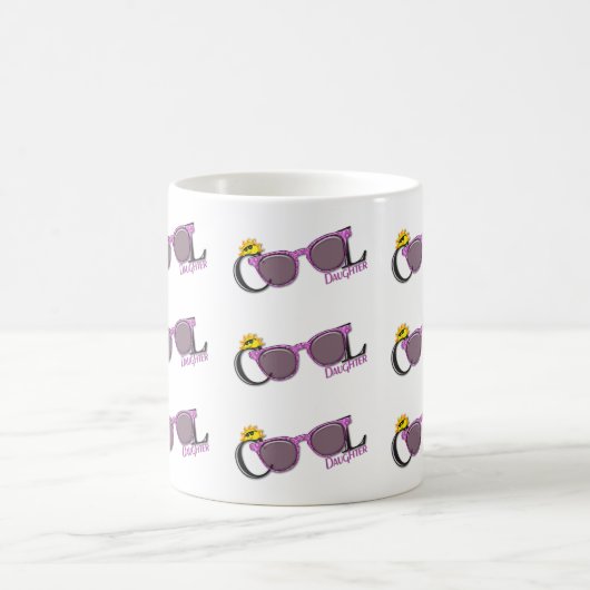 Mug Fille cool - soleil et lunettes de soleil sur blan (Centre)