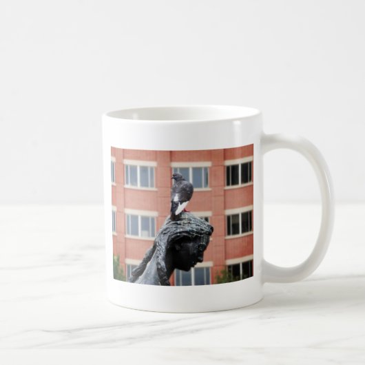 Mug Fille et son pigeon (Droite)