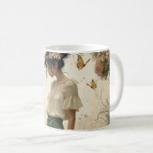 Mug Fille éthérée avec papillons dans la nature (Devant droit)