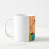 Mug Fille étudiant à un bureau faisant ses devoirs (Gauche)