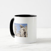 Mug Fin de statue d'angle dans le cimetière de (Devant gauche)