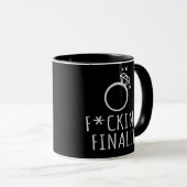 Mug Finally Engaged (Devant droit)