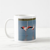 Mug Flamants roses dans l'eau en Camargue (Gauche)