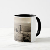 Mug Flapper Girls Sunrise Khufu Pyramid, Égypte 1920 (Devant droit)