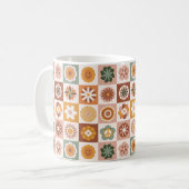 Mug Fleur à carreaux rétro groovy (Devant gauche)