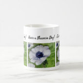 Mug Fleur d'aquarelle blanche et marine (Centre)