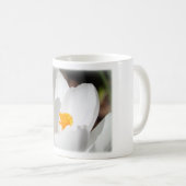 Mug fleur de crocus blanche (Devant droit)