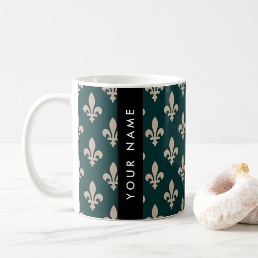 Mug Fleur de Lis, Beige sur Vert, Royal, Votre Nom (Avec donut)