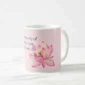 Mug Fleur de lotus rose Citation de beauté de Rumi (Devant droit)