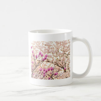 Mug Fleur de printemps rose pourpre en floraison