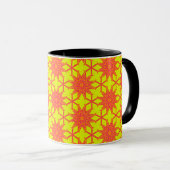 Mug Fleur Orange Starburst Sur Fond Jaune (Devant droit)