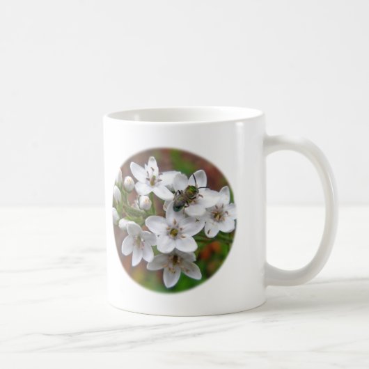 Mug Fleur sauvage blanc et vol d'abeille (Droite)
