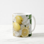 Mug Fleurs blanches, citrons et Feuilles verts sur bla (Devant droit)