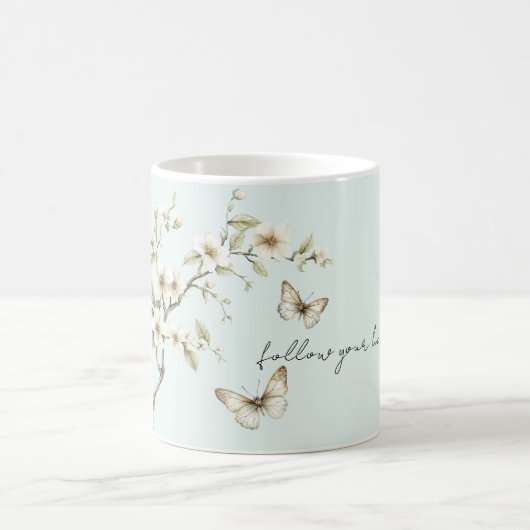 Mug Fleurs Blanches de Menthe Papillons Shower de Mari (Centre)