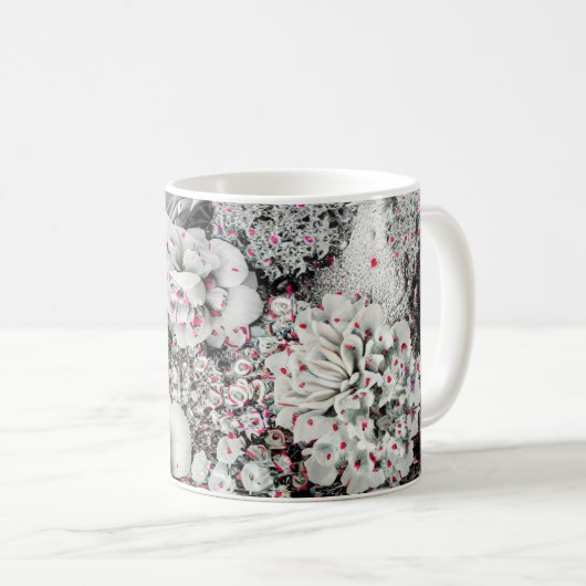 Mug Fleurs blanches et rouges (Devant droit)
