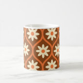 Mug Fleurs blanches rétro sur ogee vintage marron (Centre)