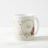 Mug fleurs blanches rose poussiéreuse (Devant droit)