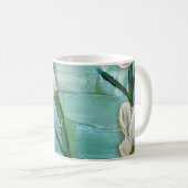 Mug Fleurs blanches sur fond sarcelle et jaune (Devant droit)