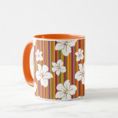 Mug Fleurs blanches sur un arrière - plan rayé (Devant gauche)