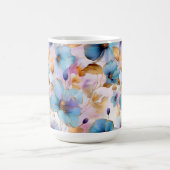 Mug Fleurs bleues éthérées dans les pastels doux Encre (Centre)