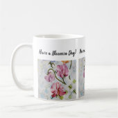 Mug Fleurs colorées d'aquarelle de pois doux (Gauche)