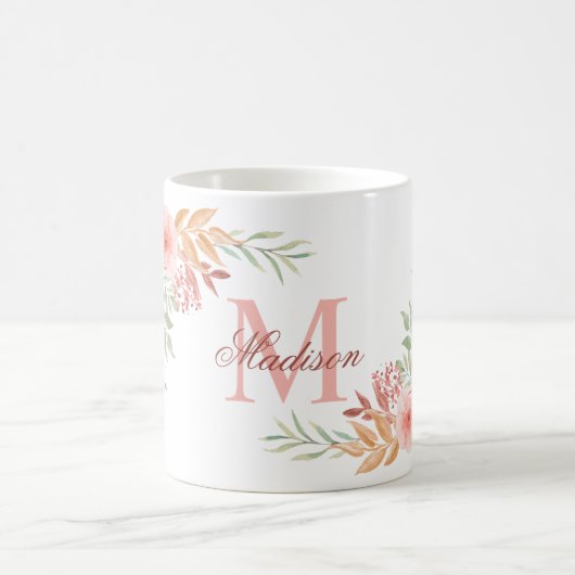 Mug Fleurs d'aquarelle rose pâle Nom du monogramme per (Centre)