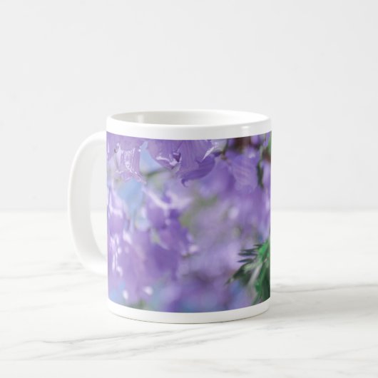 Mug Fleurs d'arbre pourpres Jacaranda (Devant gauche)