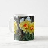 Mug Fleurs de jonquilles jaunes (Devant gauche)