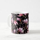 Mug Fleurs de magnolia rose sur une brindille motif (Devant gauche)