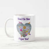 Mug Fleurs de papillons en cœur de poche en denim (Gauche)