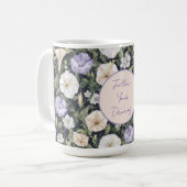 Mug Fleurs de pétunia crème lavande violette (Devant gauche)