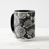 Mug Fleurs de pivoines blanches sur gris foncé (Devant gauche)