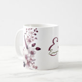 Mug Fleurs d'orchidées blanches et magenta Monogramme (Devant gauche)