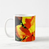 Mug Fleurs ensoleillées de soucis assez oranges gaies (Gauche)