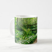 Mug Fleurs | Fleurs sauvages blancs en forêt (Devant gauche)